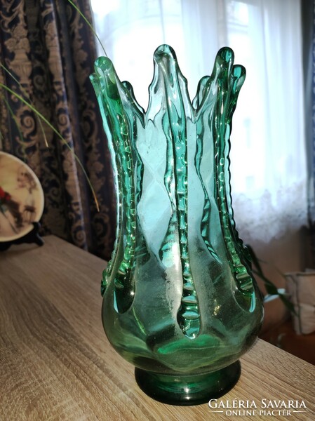Turquoise glass vase with 8 