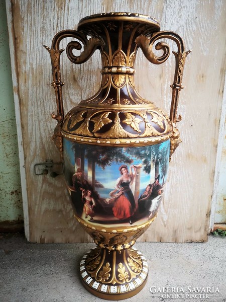 115 Cm. Classicist style vase / italia.