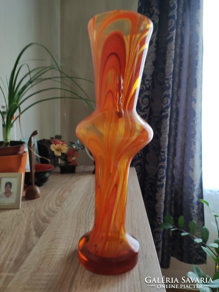 Narancssárga értékes üvegváza (38 cm)