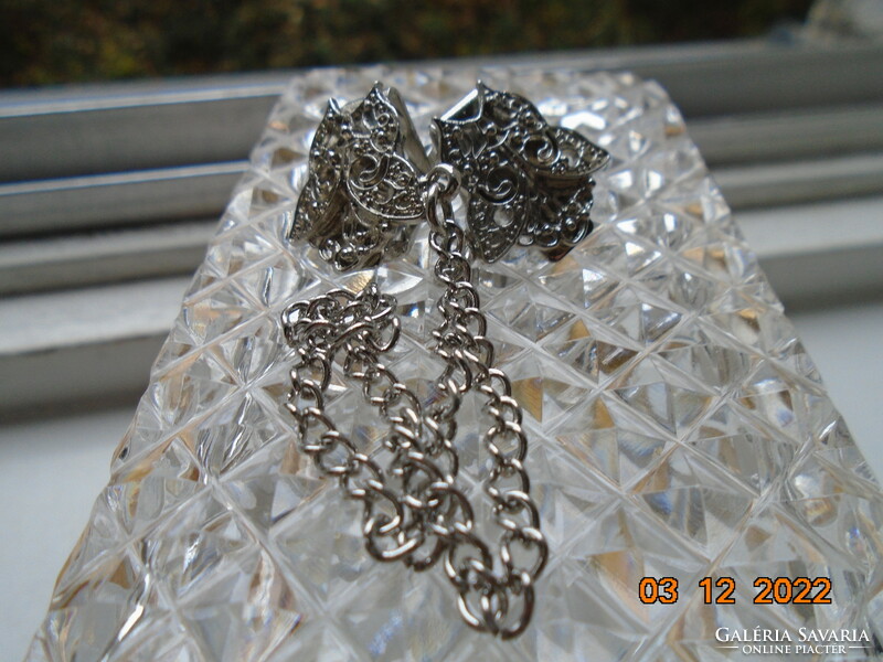Collar brooch silver-plated filigree butterfly, collar clasp with chain
