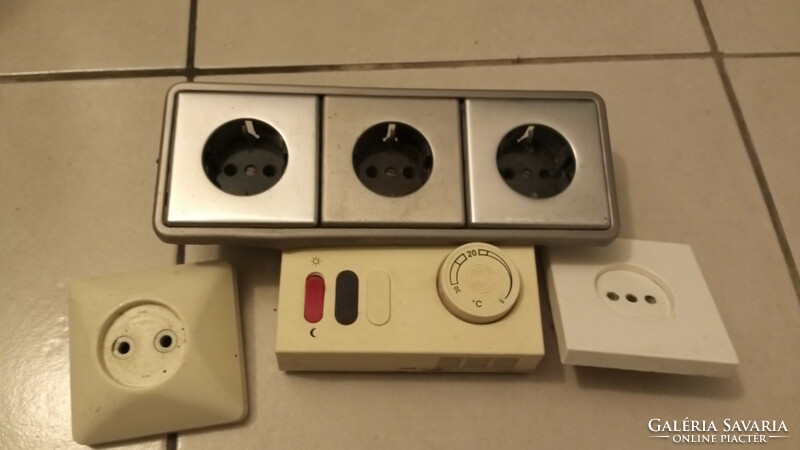 Retro connectors + thermostat in usable condition.