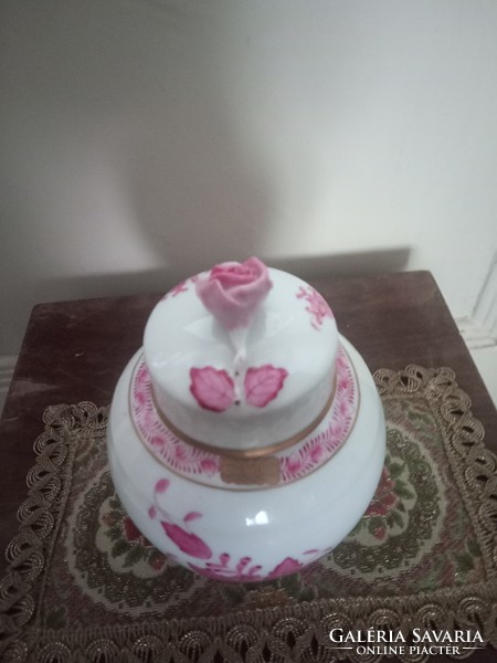A fabulous Herend Appony tea box with a purple pattern with a rose holder