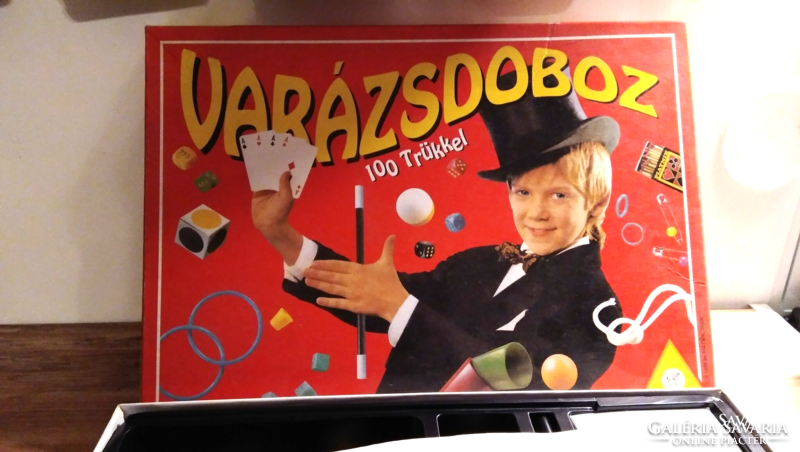1998 By piatnik wien, austria - magic box with 100 tricks - for magicians