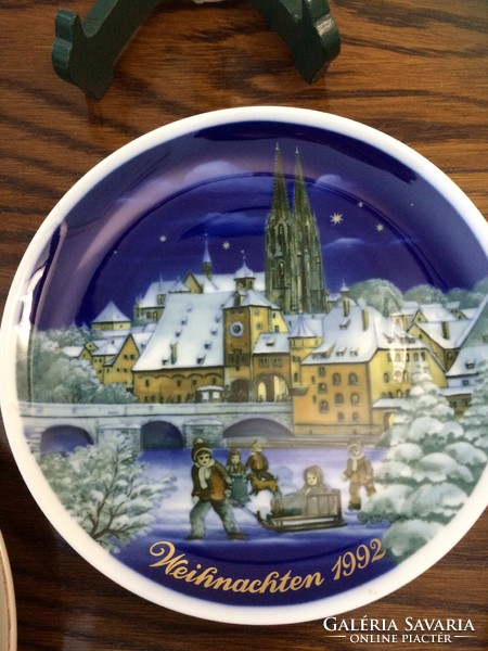 Exclusive Christmas decorative plate from 1992