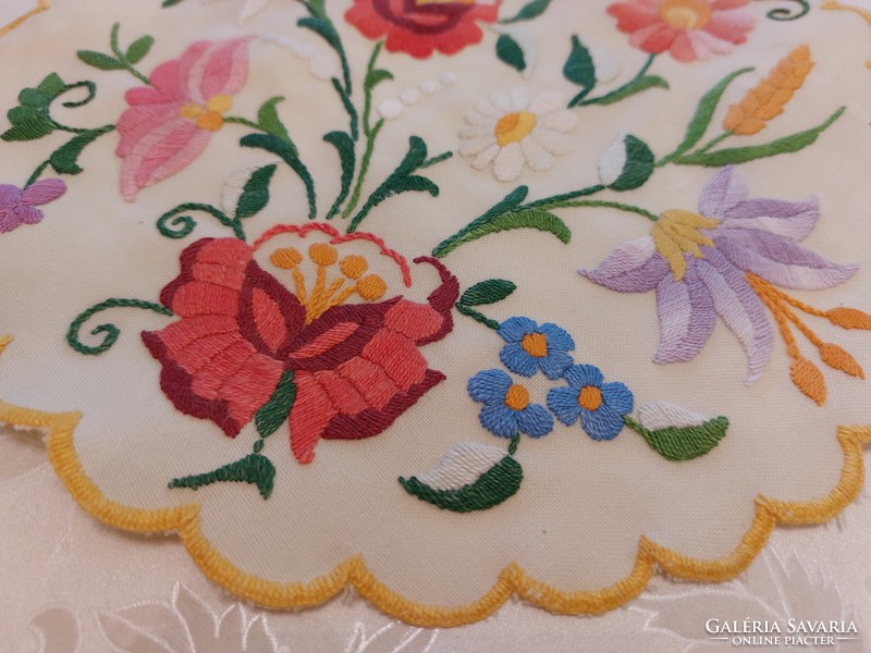 Old Kalocsa embroidered small round tablecloth