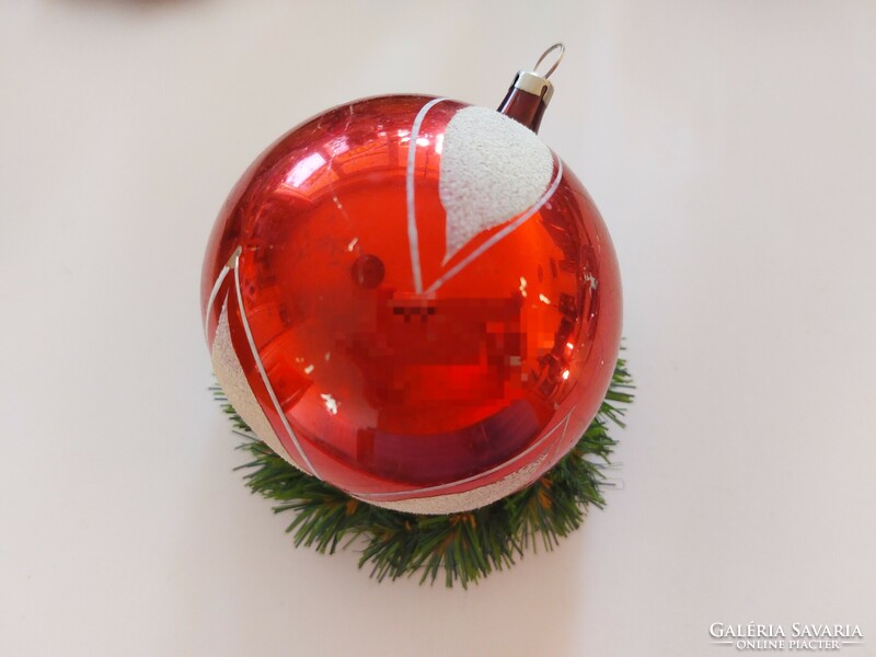 Régi üveg karácsonyfadísz piros festett gömb üvegdísz