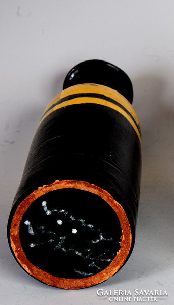 Gorka Lívia - Nagy méretű geometrikus fekete-sárga váza  ﻿(G12)