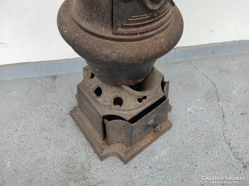 Antique iron stove cylindrical dismountable iron stove 837 6308