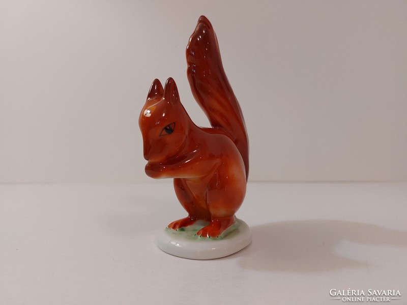 Retro old Ravenhouse porcelain red squirrel