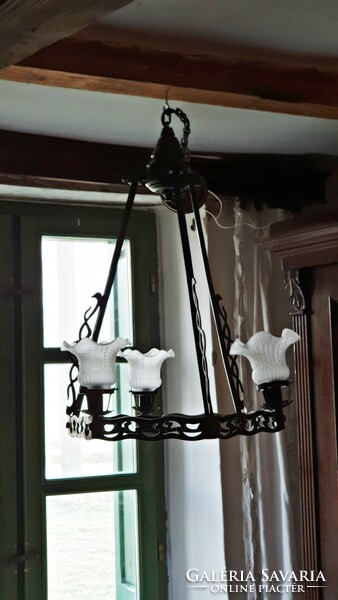 Special Art Nouveau (Art Nouveau) 3-burner, smaller copper chandelier from the early 1900s.