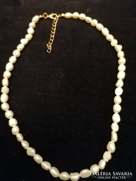 Cultured pearl necklace