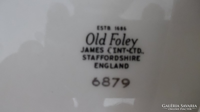 James kent old foley brand cake plate and spatula