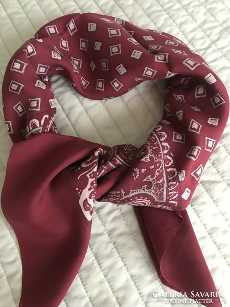 Osztrák selyemkendő, Phoenix Tuch márka, 90 x 84 cm
