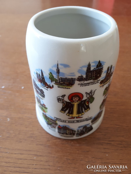 Munich beer mug beer festival commemorative beer mug