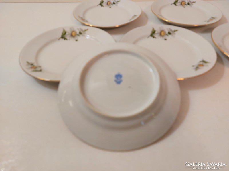 Retro 6 db Alföldi porcelán margarétás kis tányér készlet