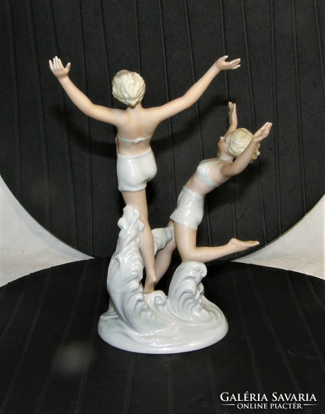 Lányok a tenger hullámain - Ritka Schaubach Kunst -Wallendorf porcelán páros figura