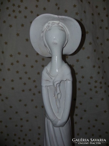 Ceramic statue of an elegant woman in a hat 32 cm