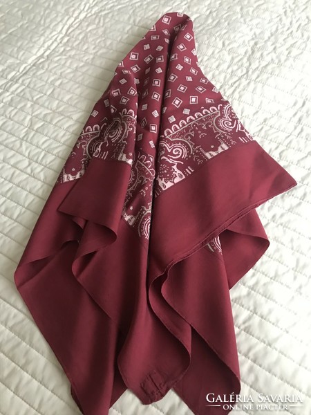 Austrian silk scarf, phoenix touch brand, 90 x 84 cm