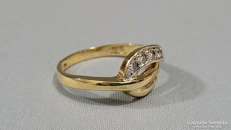 14 K arany gyűrű 3,23 g