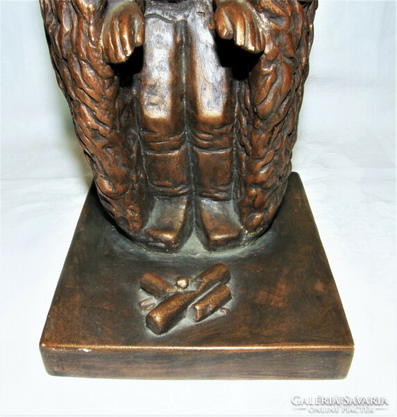 Árpád Somogyi - warming shepherd - bronzed ceramic statue - 25 cm