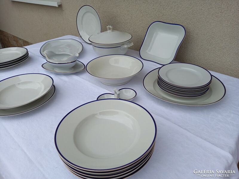 6 Personal Zsolnay crown, shield seal dinnerware set