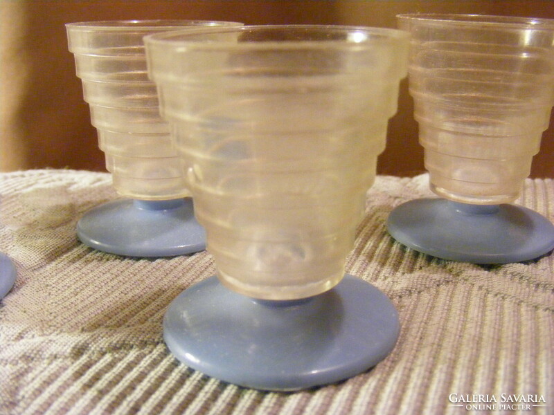 6 retro plastic stamped cognac glasses