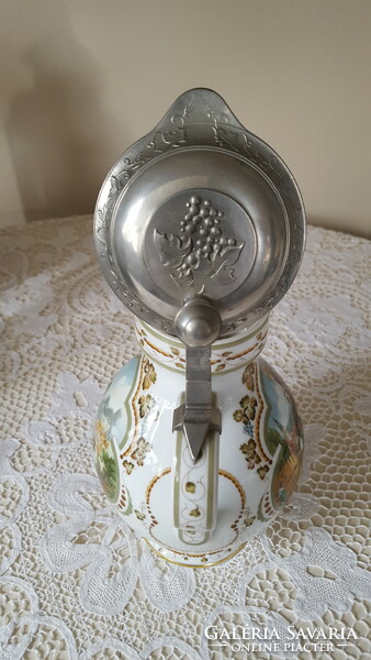 Beautiful Franklin porcelain wine jug with tin lid
