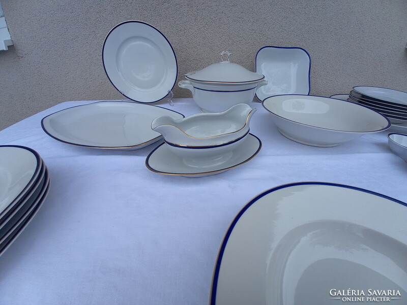 6 Personal Zsolnay crown, shield seal dinnerware set