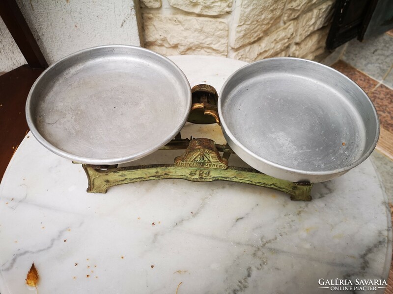 .Antik konyhai öntött vas mérleg szép állapotban 2 tányéros jelzett :Ramses