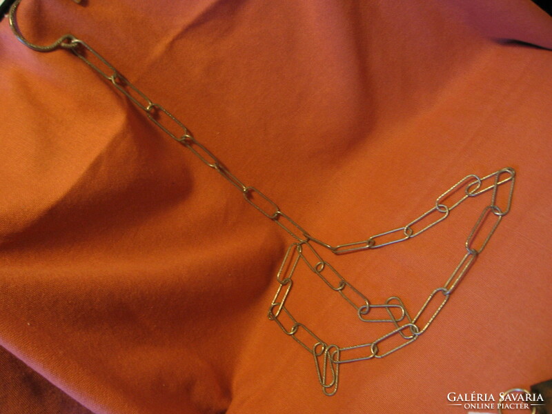 Metal chain with hook