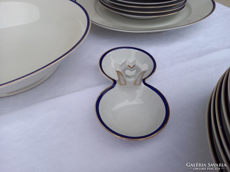 6 Personal Zsolnay crown, shield seal dinnerware set
