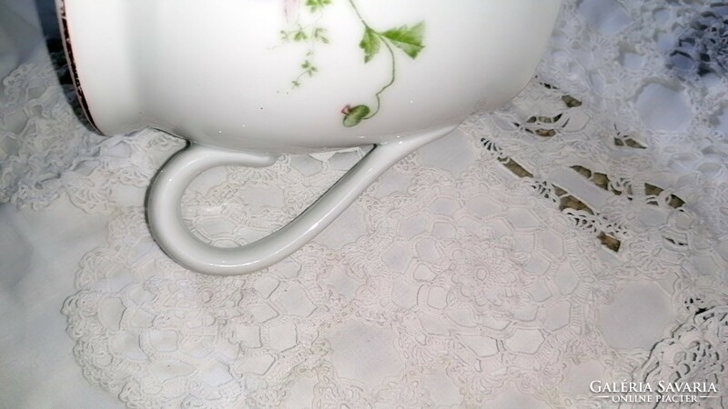 Large, old, floral mug 8 dl!