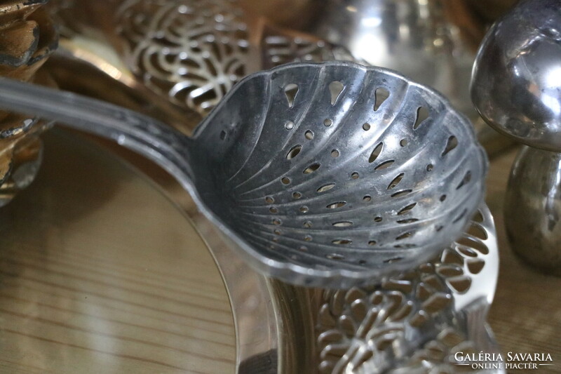 Silver-plated icing sugar spoon