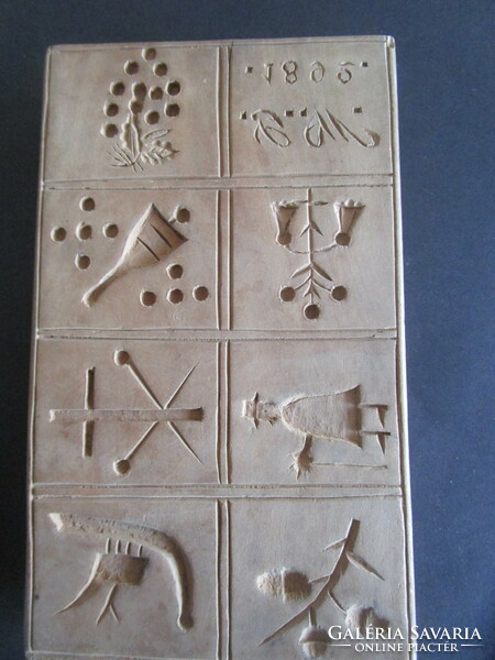 1806 Gingerbread batter wood mold baking mold sharp - deep contour wood carved ancient pattern Hungarian handwork