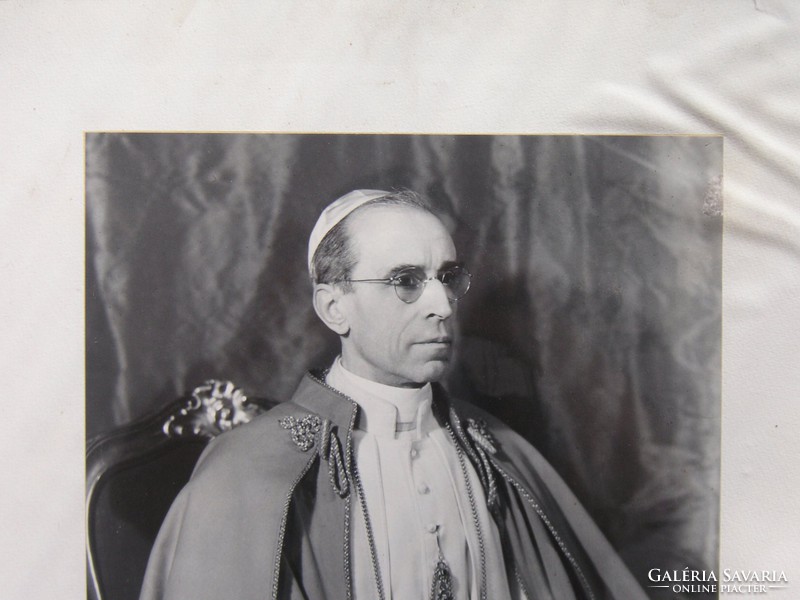 Pápai áldás , fénykép  ,  XII . Pius Pápáról és a Pápa  saját kezű aláírásával