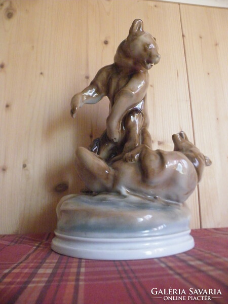 Zsolnay porcelain wrestling bears