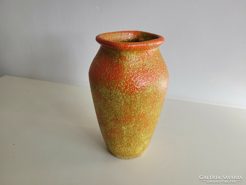 Retro régi rücskös mázas szögletes kerámia váza mid century