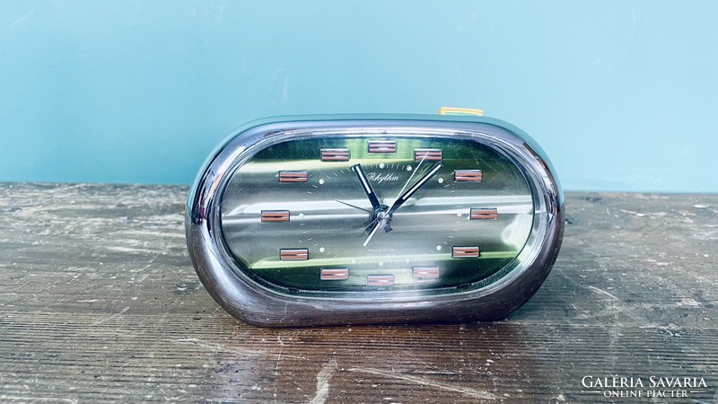 Retro space age design rhythm Japanese alarm clock