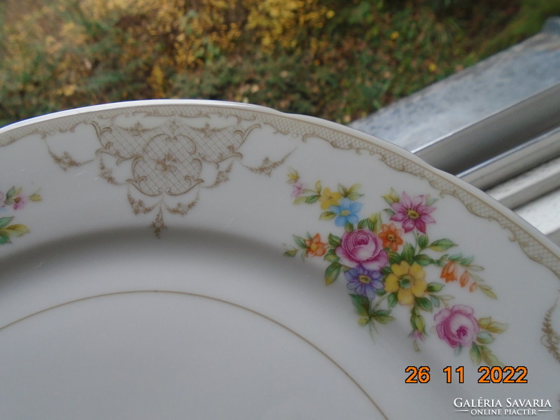 Klosterle tk thun baroque Czech rose garland grid pattern, flower bouquet marked and numbered bowl 26 cm