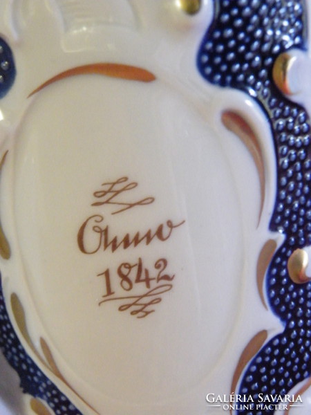 Porcelain German jar with lid, marked, with unter weiss bach memorial