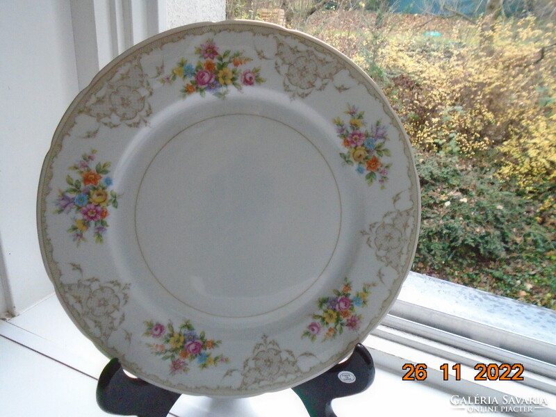 Klosterle tk thun baroque Czech rose garland grid pattern, flower bouquet marked and numbered bowl 26 cm