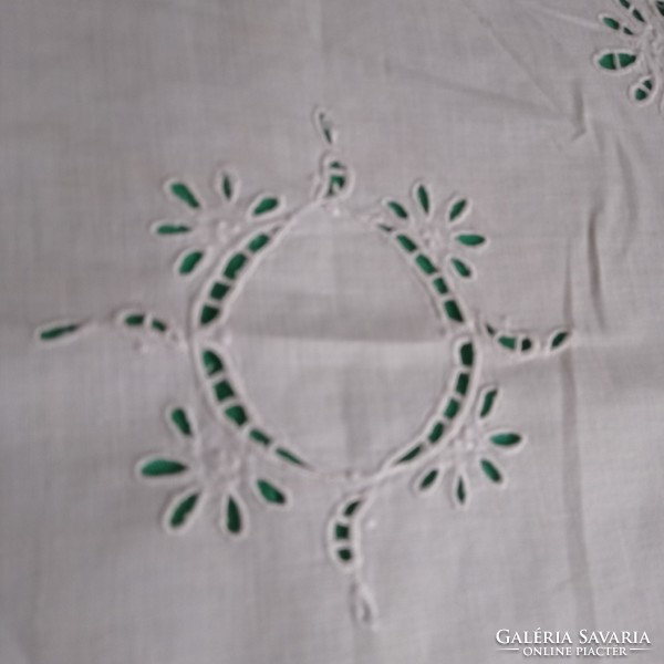 Embroidered napkin, tablecloth 35, x 27 cm