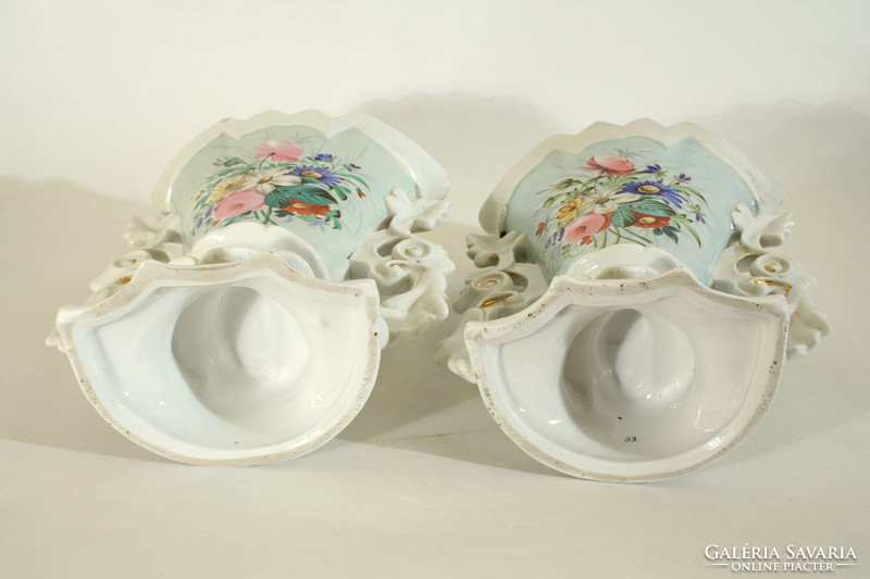 Pair of Czech porcelain flower vases 25x19.5cm 2 vases with flower patterns