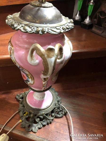 Szecessziós porcelán-bronz asztali lámpa, 70 cm-es magasságú,működő
