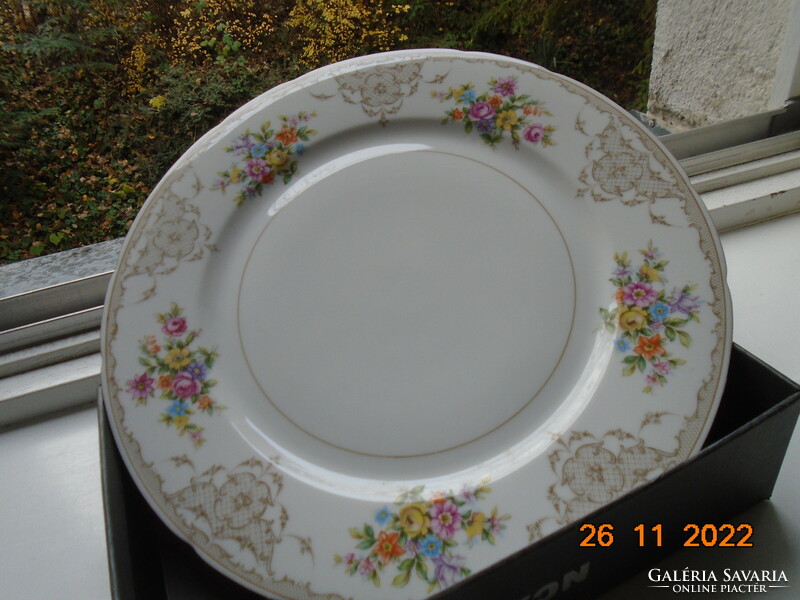 Klosterle tk thun baroque Czech rosary grid pattern, flower bouquet marked, numbered bowl 26 cm