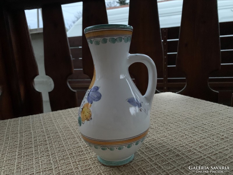 Vase/jug with Habán pattern, 3 pcs. Together, hand painted, two signed, they are wonderful