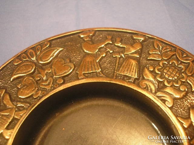 N17 craftsman bronze antique Hungarian folk motif shepherd, outlaw, violinist, pair dancer 2 rs decoration bowl