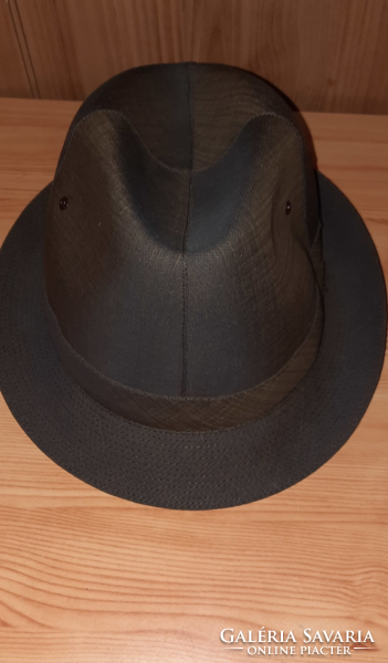 Very nice men's hat