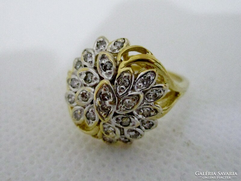 Special old gold ring with diamonds 0.36 ct