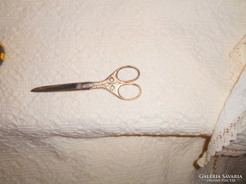 Antique nun's scissors-characteristic cross pattern in the middle